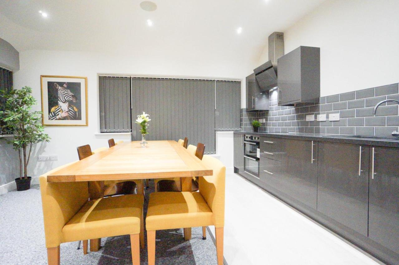 Premium Apartments Thatcham Broadway Экстерьер фото