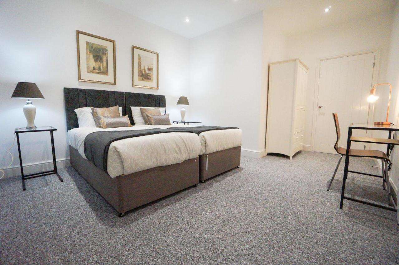 Premium Apartments Thatcham Broadway Экстерьер фото